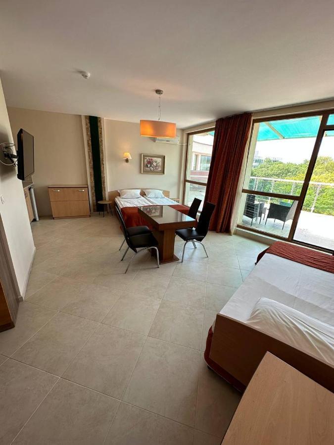 Briz Beach Apartments - Section B Sunny Beach Buitenkant foto