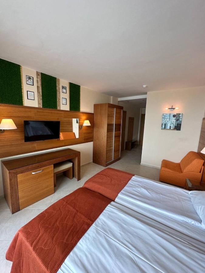 Briz Beach Apartments - Section B Sunny Beach Buitenkant foto