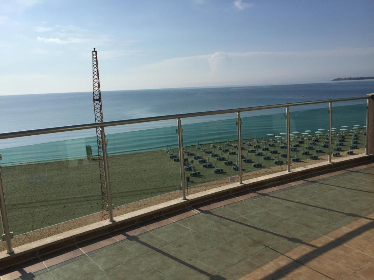 Briz Beach Apartments - Section B Sunny Beach Buitenkant foto